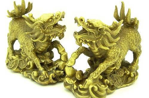 Brass Kei Loon with Ball and Gold Ingot1