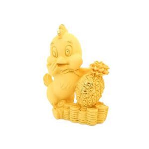Golden Rooster Chick with Pineapple1