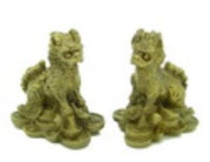 Mini Chi Lins on Gold Ingots and Coins (1 Pair)