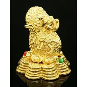 Golden Good Fortune Peanut with Bat and Coins
