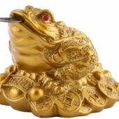 Good Fortune Money Frog on Gold Coins and Ingots (Large)