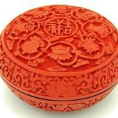 Red Cinnabar Lacquerware Box with Eight Auspicious Objects