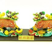 vibrant_pair_of_chi_lin_on_treasures_1