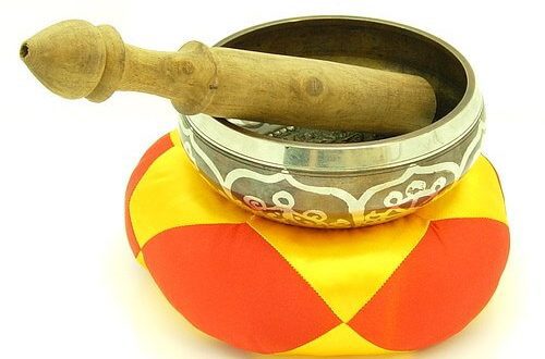 This Tibetan Singing Bowl is constructed of 7 metal alloys with its inner and outer surfaces etched with auspicious Tibetan symbols.