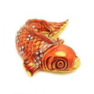 This is a lovely representation of the Carp fish in gold and red with sparkling crystal accents.