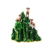 3 Sheep On A Mountain - San Yang Kai Tai